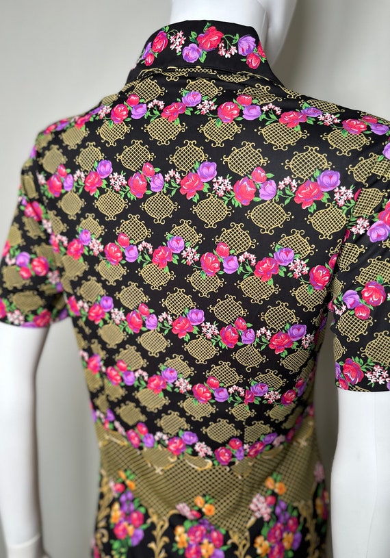 Vintage 1970s Reedy Flower Print Short Sleeve Blo… - image 9