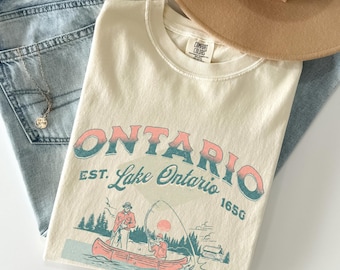 Maglietta retrò da pesca sul lago Ontario, maglietta vintage dei Grandi Laghi, maglietta vintage Comfort Colors Canada, maglietta anti-Trump discreta, maglietta pro-democrazia