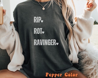 Rip. Rot. Ravinger. Plated Prisoner Series, Auren Goldfinch x Slade Ravinger, Raven Kennedy Merch Fantasy Bookful T-Shirt Fantasy book lover