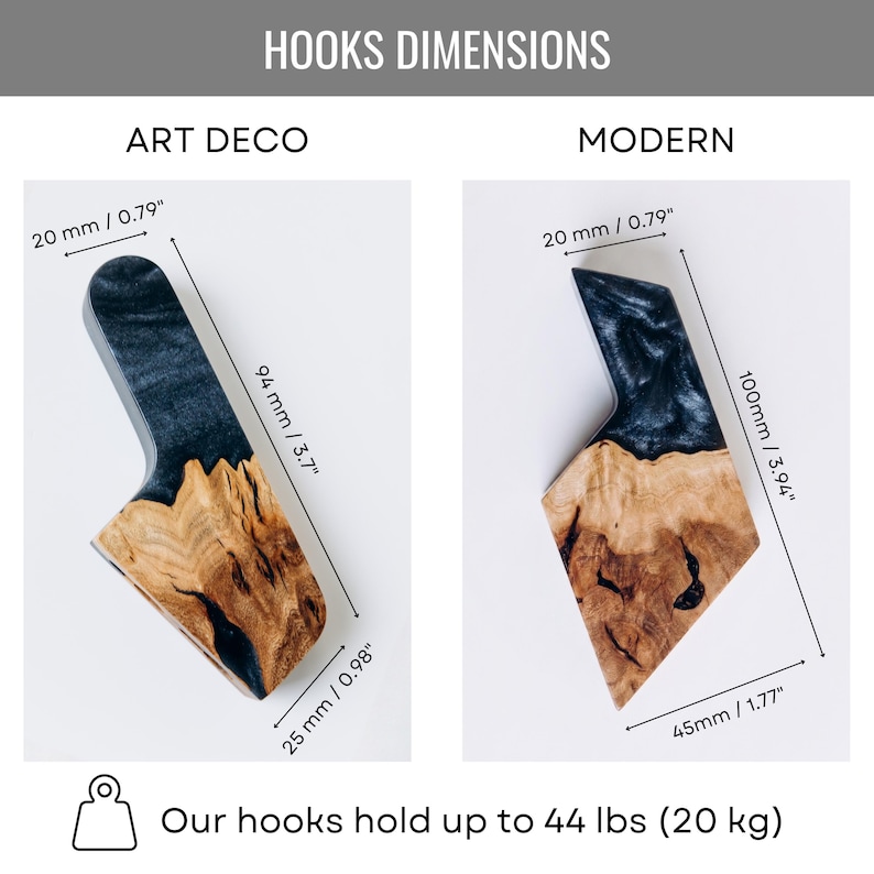Op de afbeelding: Twee houten haken met afmetingen weergegeven. De "Art Deco" haak is 94 mm hoog en de "Modern" haak is 100 mm hoog. Beide haken hebben een donkerblauwe bovenkant en een lichtbruine houten basis. De tekst zegt dat de haken tot 20 kg kunnen dragen.