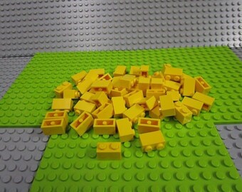 50ct Lego Yellow Brick 1 x 2
