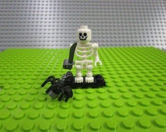 1 Lego Skeleton with Black Spider on a Chain
