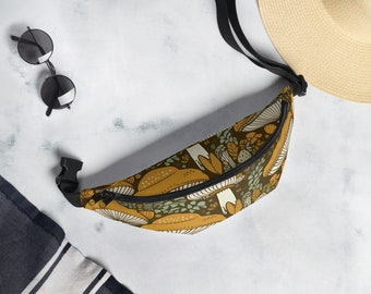 Mushroom Fanny Pack, Cottagecore Belt Bag, Botanical Crossbody Waist Bag, Woodland Festival Bag, Forestcore Travel Accessory