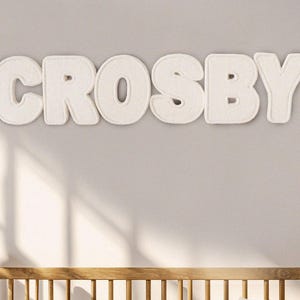 Letras Bouclé de Tecido Personalizadas - Decoração de Berçário, Presente para Bebê Novo, Decoração de Berço, Presente para Chá de Bebê, Decoração de Parede e Prateleira, Arte de Parede de Berçário
