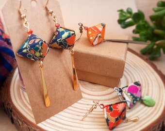 origami paper earrings with Japanese paper chiyogami hexahedron multicolored floral patterns original gift anniversary