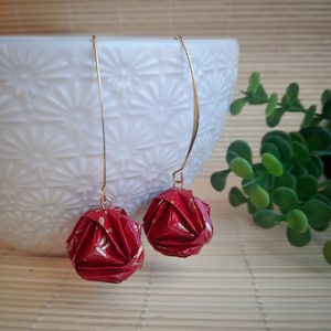 Orecchini a sfera origami kusudama rosso e oro, lunghi orecchini di carta, orecchini in argento sterling 925, regalo di carta per Natale