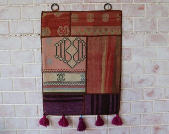 Pink Rug Tapestry, Pink Patchwork Wall Rug, Bohemian Wall Hanging / WH-1044 / 22x28 inches