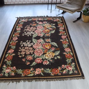 Vintage Floral  Rug, Bohemian Rug, Karabagh Kilim Rug , Handwoven Wool Rug, Black Based Floral Rug / N-2044 / 5&#39;x7&#39;7&#39;&#39;  inches