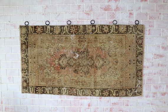 Vintage Oushak Wall Rug, Golden Beige Rug Tapestry , Bohemian Wall Hanging / WH-1287