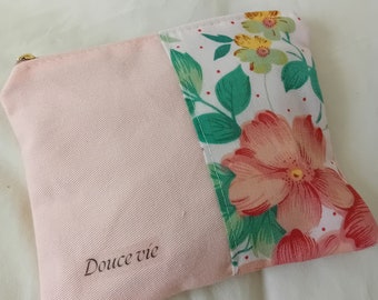 Roze en bloemrijke 'sweet life' etui