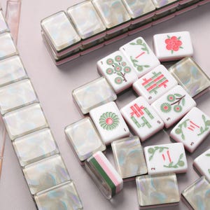 Pearl White American Mahjong Set, Opal Shell Acrylic Tiles, Pink Green Layered 160 Tile Game, Gift for Mahjong Players and Collectors +Floral Mat