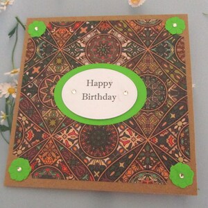Carte d'anniversaire en forme de carte kraft faite main, inspirée des carreaux de mosaïque vert vif de 6 po. – Entièrement doublé