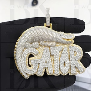 Colgante de letra helada de doble capa, colgante de cocodrilos de moissanita real, diseño personalizado, colgante de hip hop, acabado en oro amarillo de 14 k, regalarle