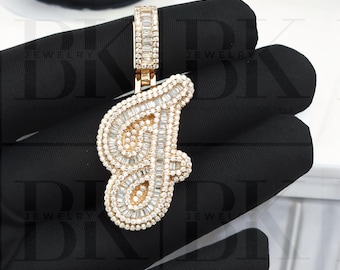 Colgante con inicial de moissanita VVS con hielo: plata 925, oro rosa de 14 k ('J')