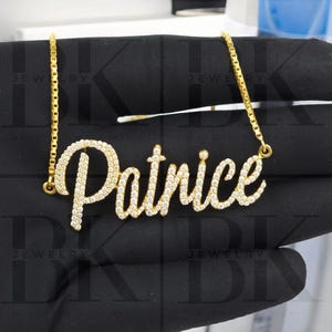 Colgante con nombre y diamante de moissanita VVS, letra personalizada, plata 925, acabado en oro amarillo de 14 k, regalo de cumpleaños para él, colgante con nombre propio, regalo para él