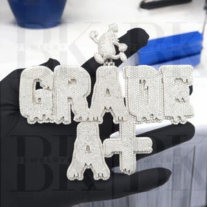 Colgante de letra de moissanita real helado, colgante de letra goteada, colgante de hombres de hip hop, diseño personalizado, fianza de bolsa de dinero, acabado en oro blanco de 14 quilates
