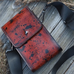 Bolso para teléfono y billetera de color marrón rojizo, bolso bandolera de cuero con correa ajustable, puntos llamativos teñidos a mano, bolso de hombro para Iphone o Samsung