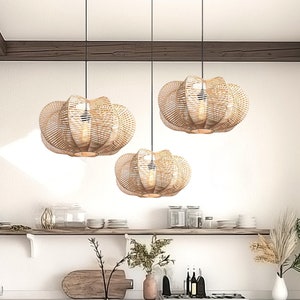 Lámpara colgante de ratán Starlight de alta calidad hecha a mano por artesanos. Iluminación sostenible para sala de estar, dormitorio, isla de cocina y decoración del hogar