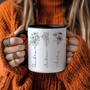 Tazza da caffè personalizzata con fiori di nascita: regalo floreale personalizzato