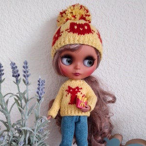 Кnitted set sweater and hat with cats for Blythe. Doll knitted outfit. Blythe sweatshirt and  hat. Blythe clothes