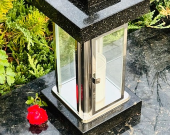 Granit minneslykta, Minnesljusstake, Gravstensljusstake, Minnesmärke, Kyrkogårdsdekor, Religiös dekor, Granitljusstake