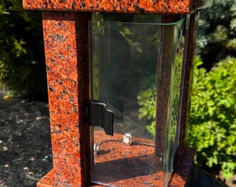 Granit minneslykta, Minnesljusstake, Gravstensljusstake, Minnesmärke, Kyrkogårdsdekor, Religiös dekor, Granitljusstake