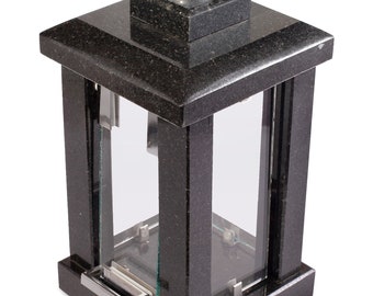 Granit minneslykta, Minnesljusstake, Gravstensljusstake, Minnesmärke, Kyrkogårdsdekor, Religiös dekor, Granitljusstake