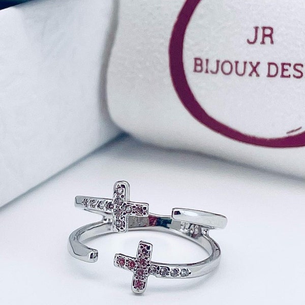 Bague Religieuse Double Croix en Argent • Anneau Catholique avec Pierres de Zircon • Bijou Chrétien • Cadeau pour Elle