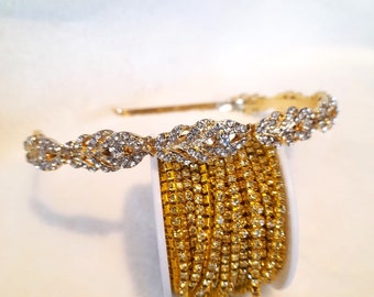 Bandeau floral doré élégant avec cristaux scintillants - Accessoire de cheveux de mariée parfait pour un look glamour