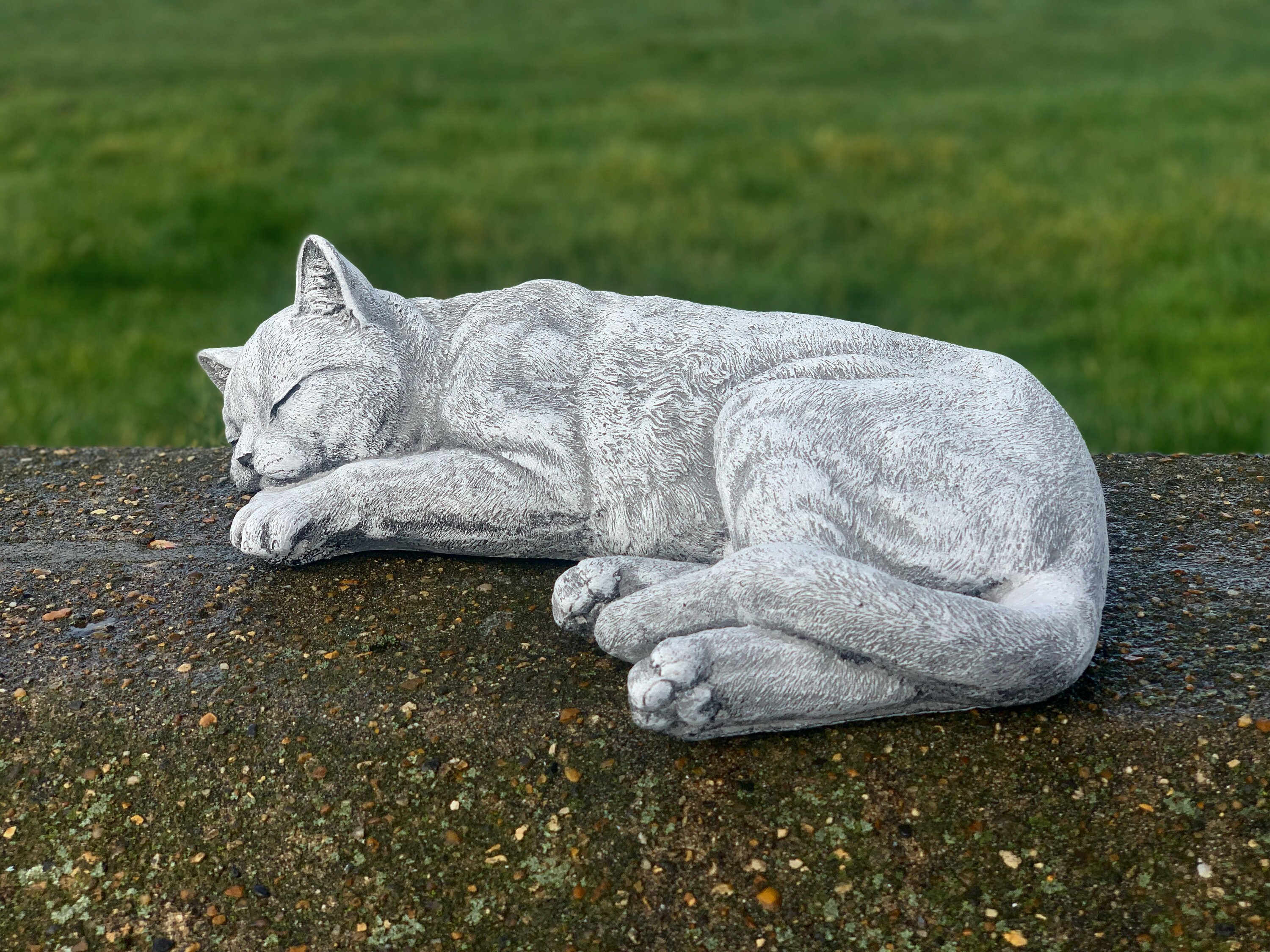 Stone Realistic Cat Sculpture Concrete Animal Statue Outdoor Kitten