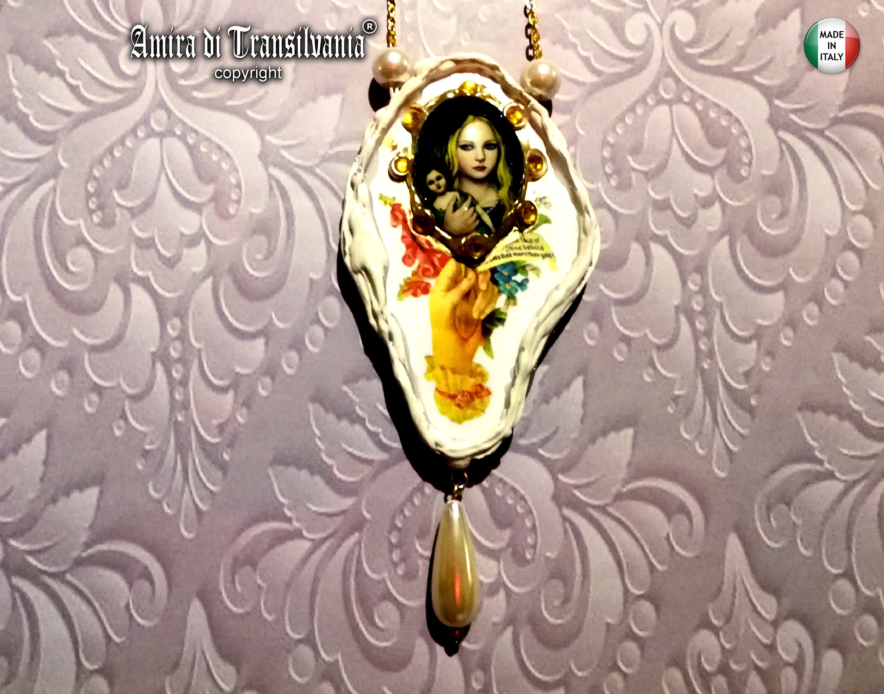 Snow White Witch's Mirror Necklace Pendant, Romantic Prince Charming Jewelry Pearl Charm Chain Locket Vintage Style