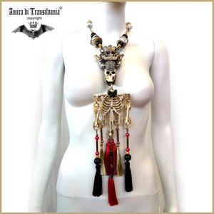Collana di gioielli macabri, ciondolo con perline di ossa di scheletro di teschio, gioielli da bambola punk gotica, inquietante voodoo maledetto