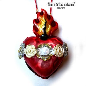 Sacred Heart, Youll be in my Heart, Luxury Jewelry Flower, Open Heart Pendant Jewellery Charm, Burning Flame Ex Voto Bib