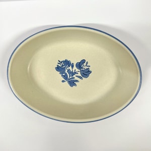 Vintage Pfaltzgraff Yorktowne 10&quot; Oval Serving Bowl Baking Veggie Dish | Blue Home Decor Blue and White Tableware Serveware | Made In USA
