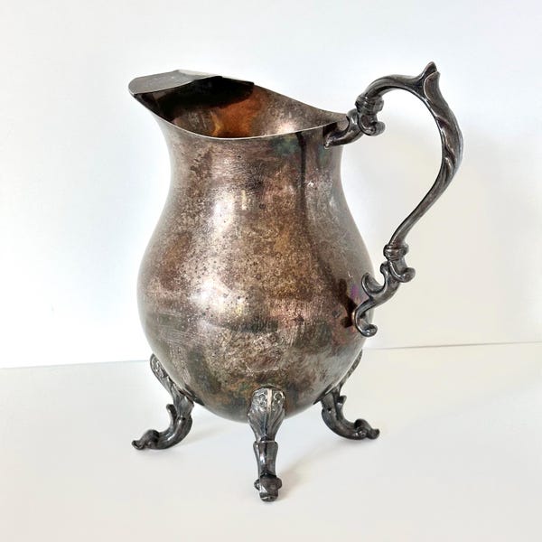Vintage Silverplate Pitcher | Ornate Victorian Style Footed Serving Pitcher w Patina | English Silver Mfg Corp USA | Barware w Ice Guard Lip