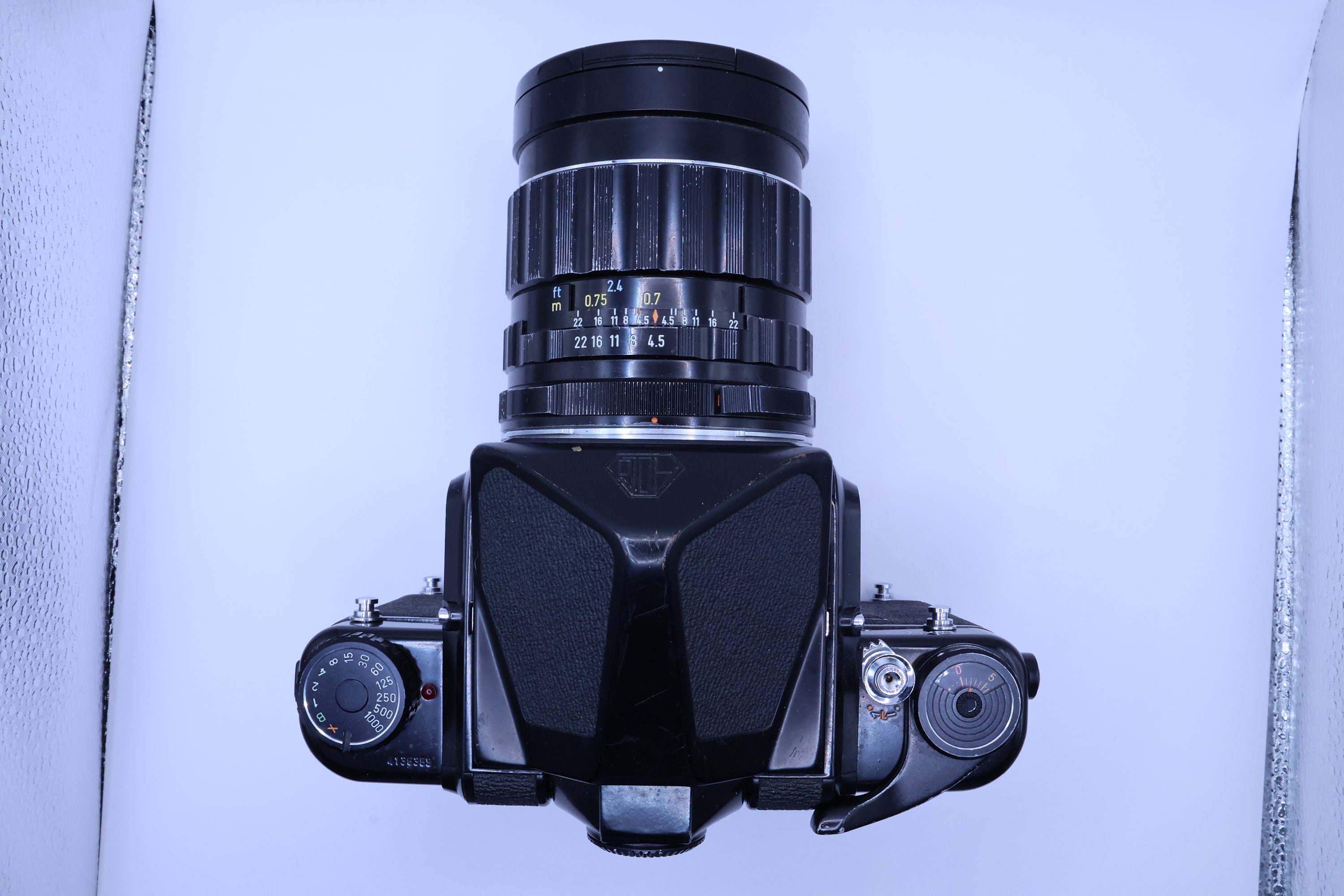 Asahi Pentax 6x7 + Takumar 75mm F/4.5 & Takumar 200m F/4.0 in