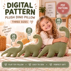 Könnte beinhalten: Ein digitales Schnittmuster für ein Dinosaurier-Plüschkissen in drei Größen: 25 cm, 35 cm und 45 cm. Der Text lautet: DIGITAL PATTERN PLUSH DINO PILLOW, THREE SIZES, Sew your own magic, FLAT TOY PILLOW, EASY TO SEW, PERFECT GIFT.