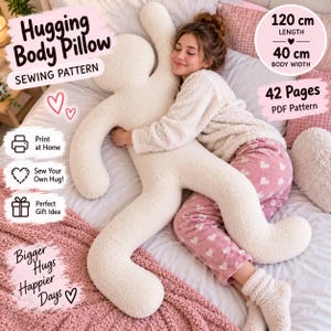 Puede incluir: Un patrón de costura para un cojín corporal con forma humana. El patrón crea un cojín texturizado, de color blanco roto y afelpado, que mide 120 cm de largo y 40 cm de ancho. El PDF incluye 42 páginas de instrucciones para imprimir en casa.