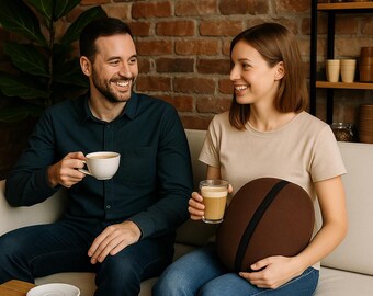 Almohada de peluche con forma de grano de café (45 cm): regalo ideal para amantes del café, cojín decorativo para cafeterías, almohada suave marrón con forma de grano de café, regalo para baristas, decoración de cocina y café.