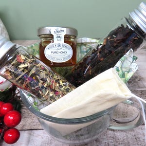 Teacup Gift Set, Organic Herbal Tea Sampler, Loose Leaf Tea Gift, Clear Tea Mug, Tea Sampler Gift, Organic Tea Blend, Organic Tea Gift Set