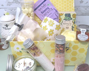 Spa Gift Box Set: Relaxing Bath and Tea Gift Boxes