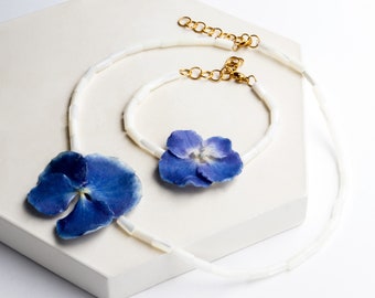 Echte hortensia ketting, hortensia armband, schelp kralen sieraden, blauwe bloem bruidssieraden, bruidsmeisje ketting, bruidsarmband