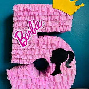 Esp-Eng] Piñata de Barbie. // Barbie Piñata.