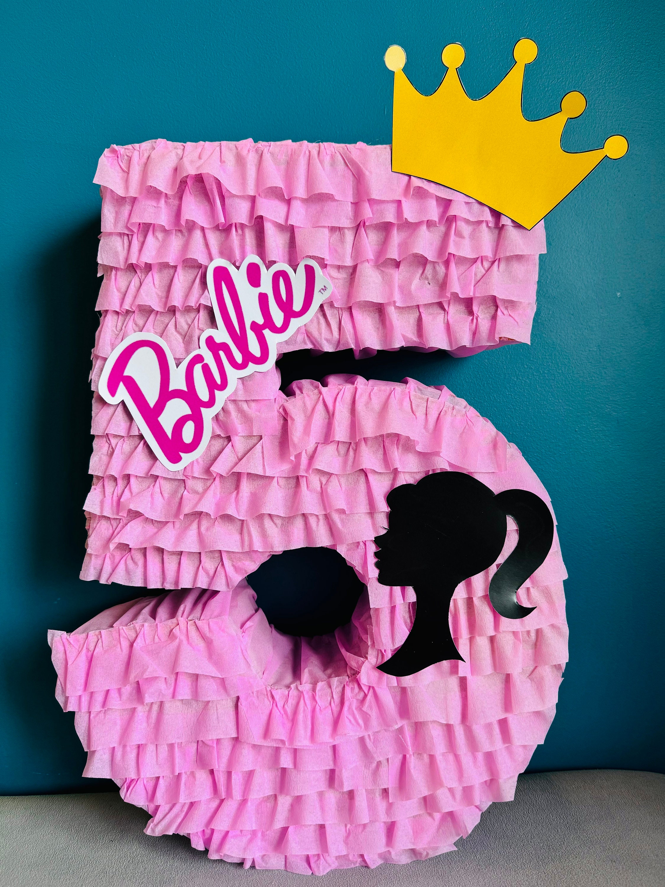 Barbie Piñata de listones