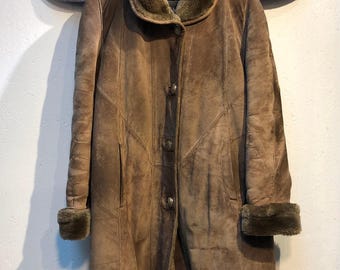 Vintage Genuine Leather Coat - Brown Shearling Unisex XL with Faux Fur Lining & Button Detail - Retro Winter Outerwear