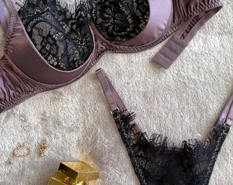 Ensemble soutien-gorge à broderies florales édition spéciale noir et violet