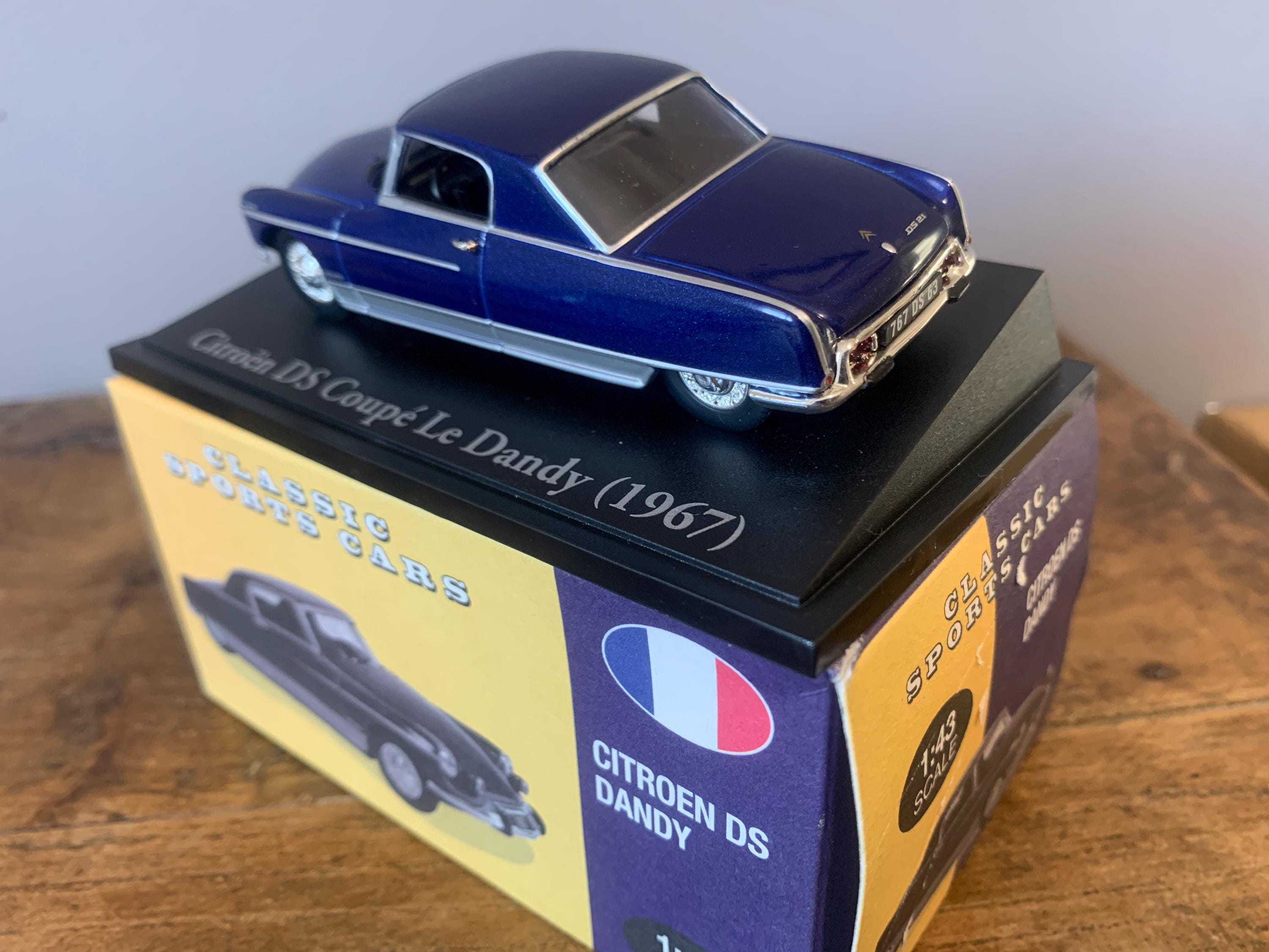 CITROEN DS DANDY 1:43 Scale Model by Atlas Editions, Birthday or