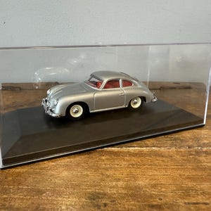 Horloge Miniature Porsche 924 - Format 20x30 Cm - Design Alu-bond Blanc