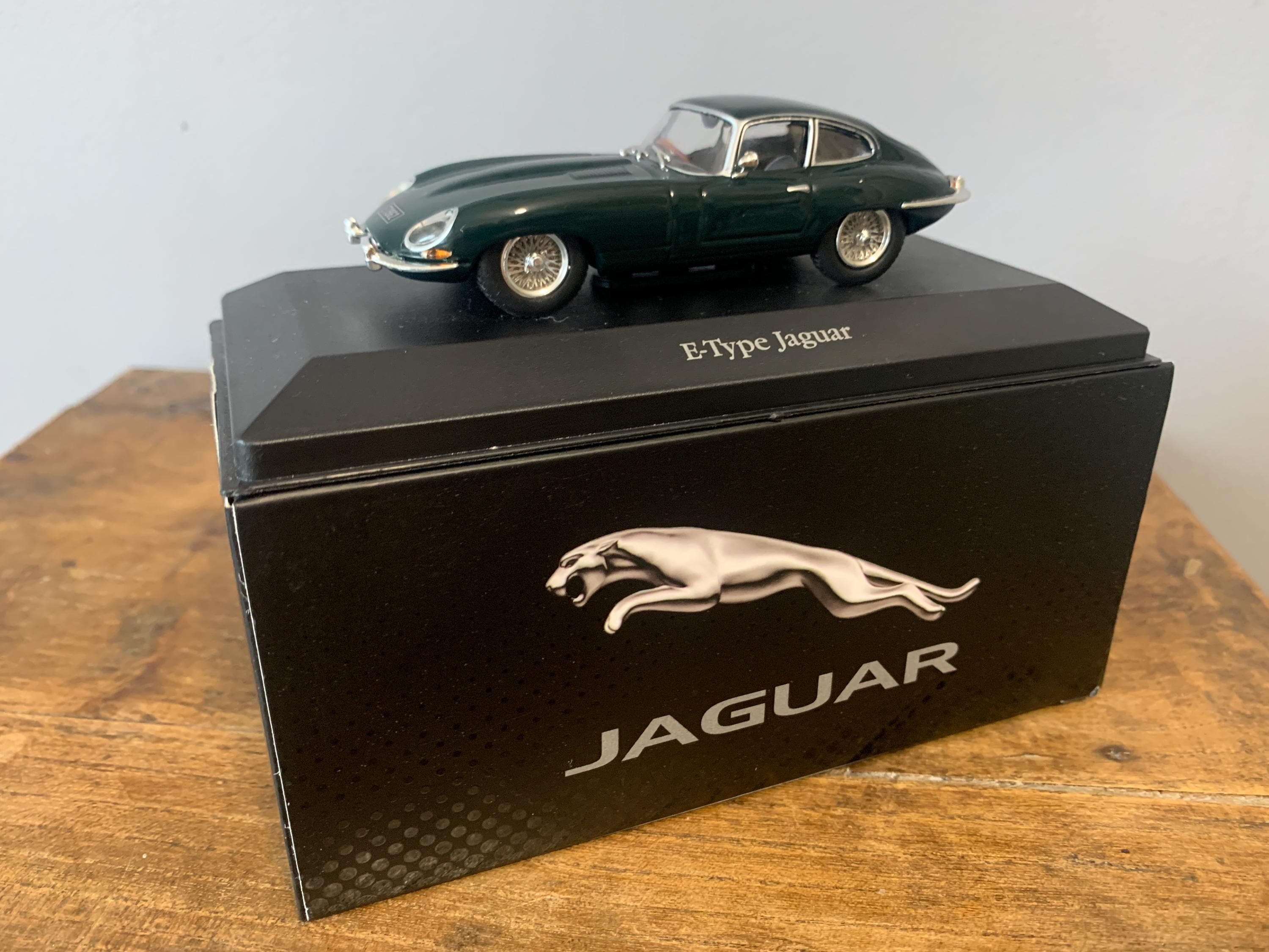 JAGUAR E-type Coupe, Atlas Editions Model Car, 1:43 Scale