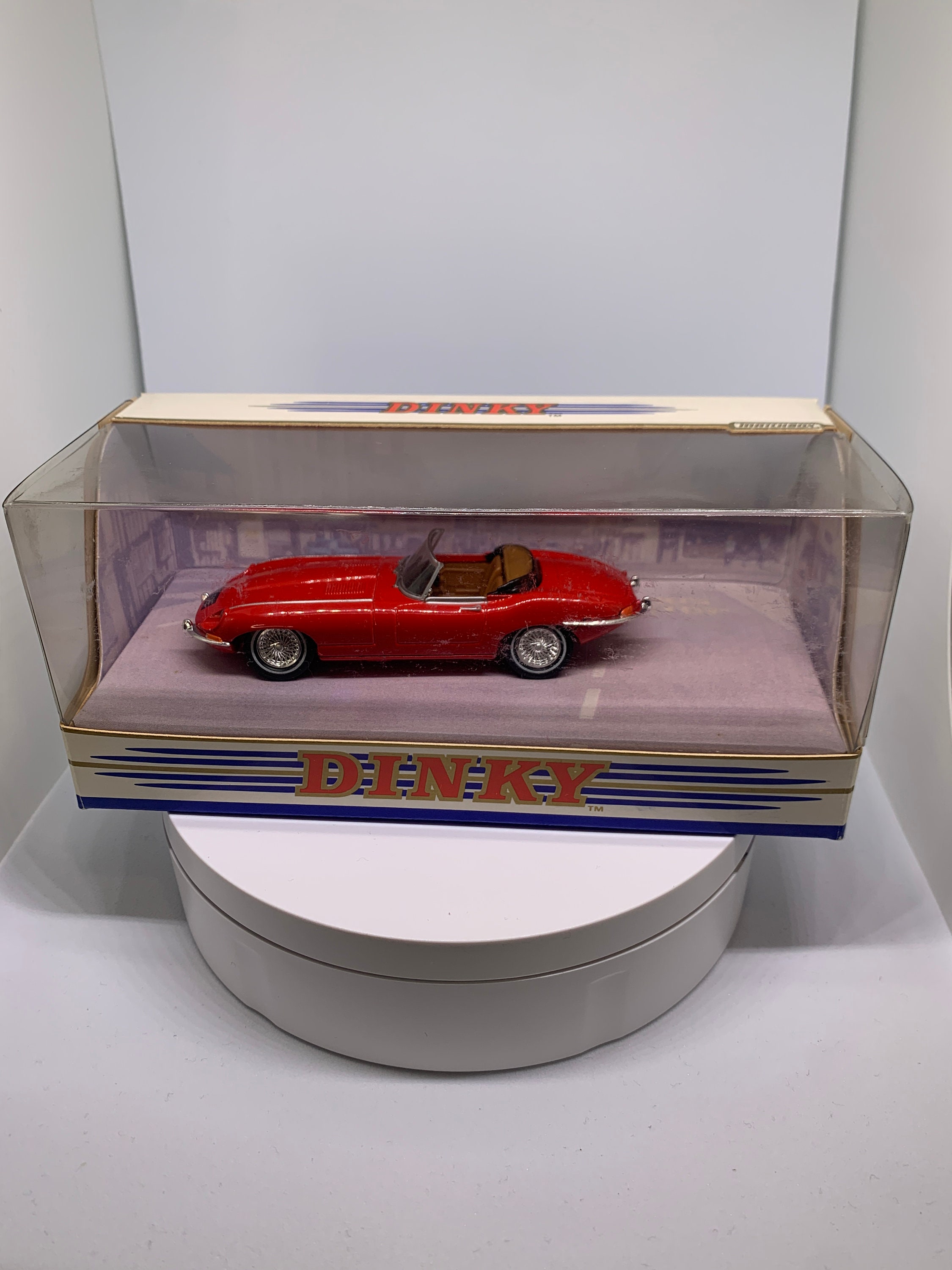 Dinky jaguar sales e type